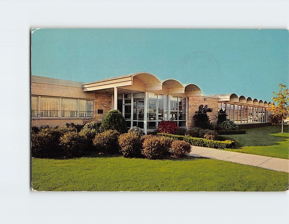 Postcard Entrance Beltone Electronics Corporation Chicago Illinois USA