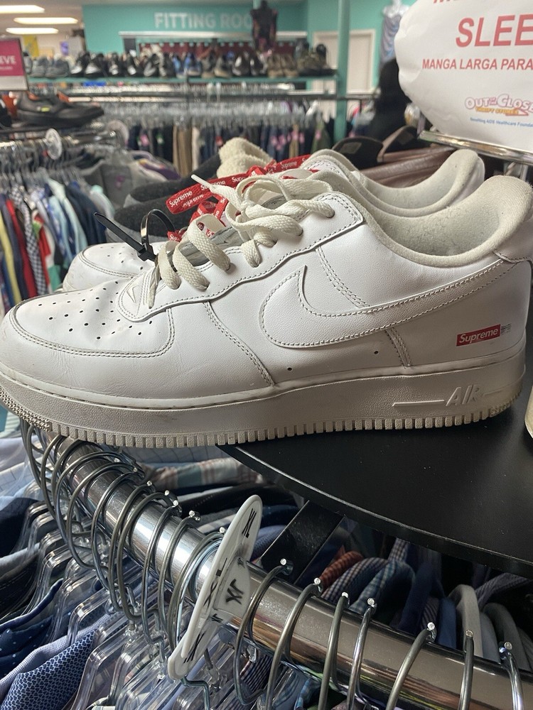 Size 12 - Nike Air Force 1 x Supreme Low Box Logo - White