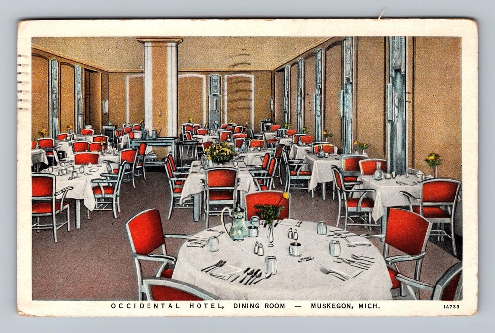 Muskegon MI-Michigan Occidental Hotel Dining Room Vintage c1936 Postcard