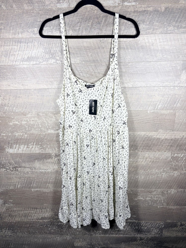 Hot Topic White Black Music Note All Over Print Tiered Dress Plus Size 2 Flaw*