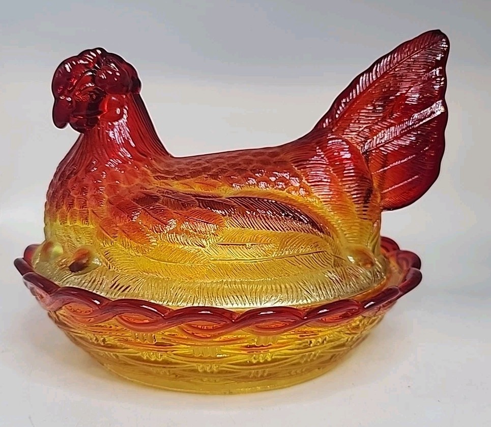 VTG L.G Wright Amberina Hen On Nest Turned Head Split Tail 7