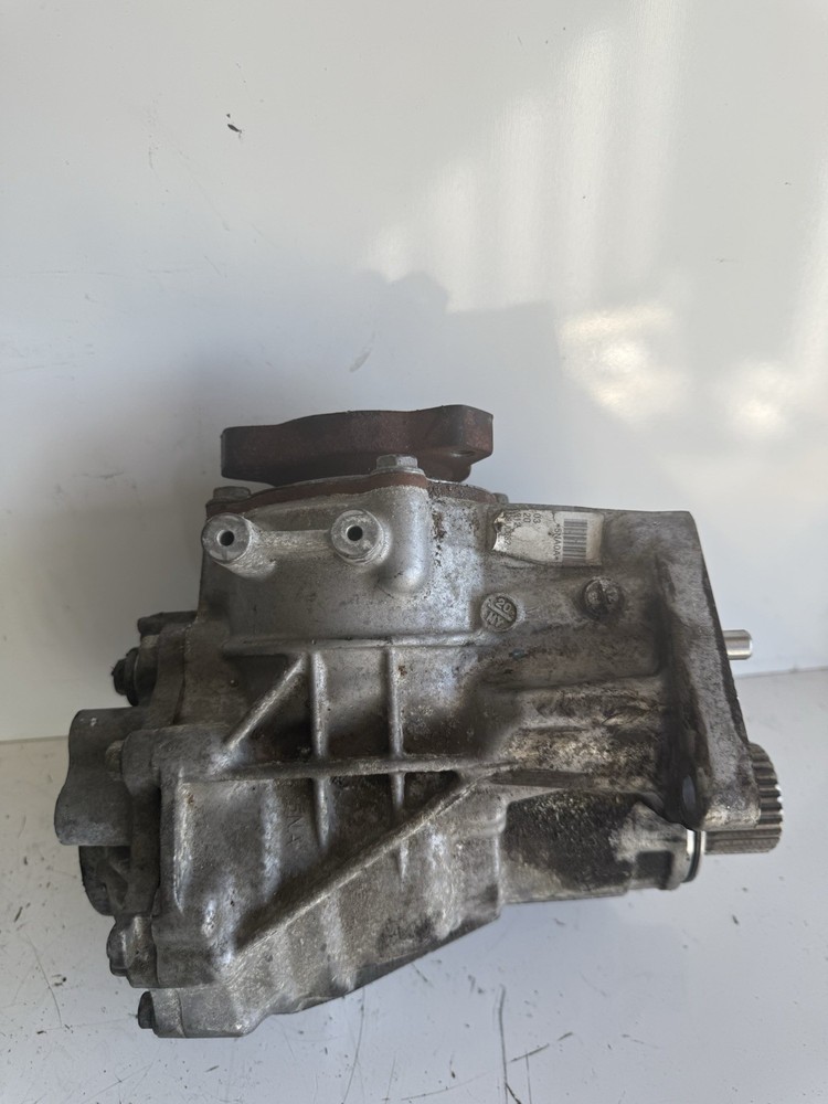 2019-2022 Infiniti QX50 AWD Transfer Case 33100-5NA0A OEM 2069