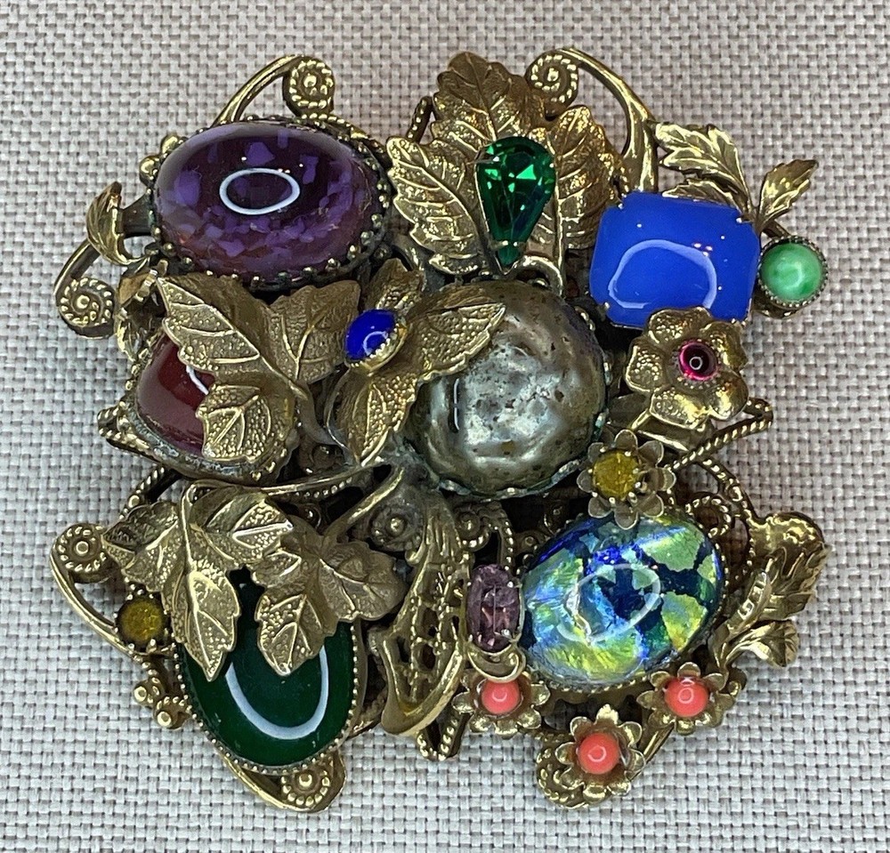 Vintage Brooch Pendant Art Deco Gold Tone Filigree Cabachons Stunning Large