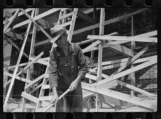 Photo:Greenbelt Maryland 1936 Carpenter Building Framework Overalls Hat