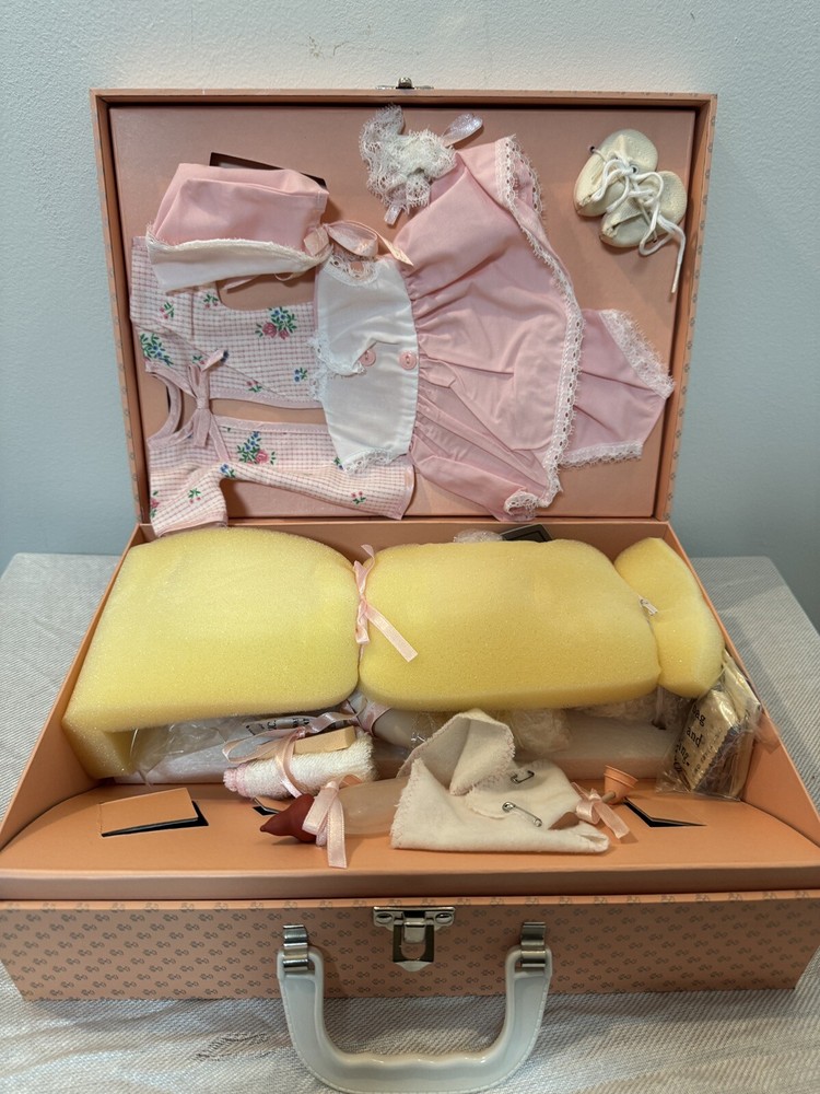 Danbury Mint TINY TEARS Doll Special Ed Porcelain 1999 VTG NIB NRFB ORIGINAL