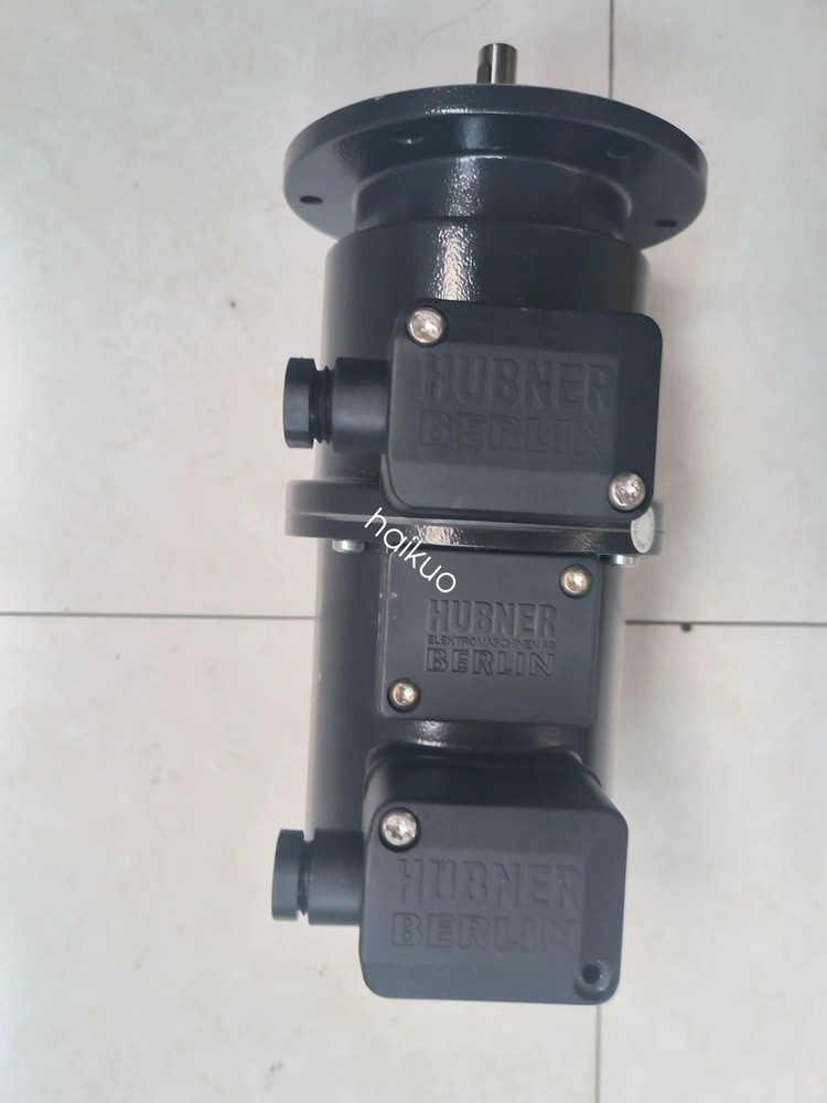 1PCS   TDP0.2LT-4+FSL Baumer speed motor encoder new