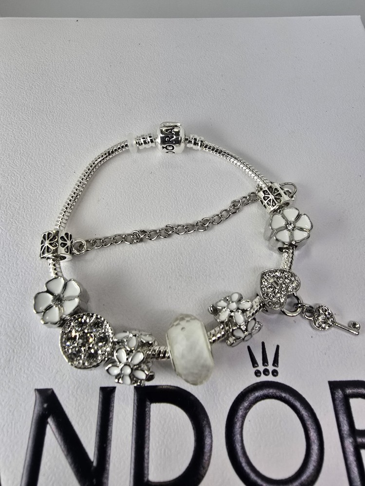 SILVER BRACELET WITH CRYSTAL CROWN AND LOVE EUROPEAN CHARMS,7.5