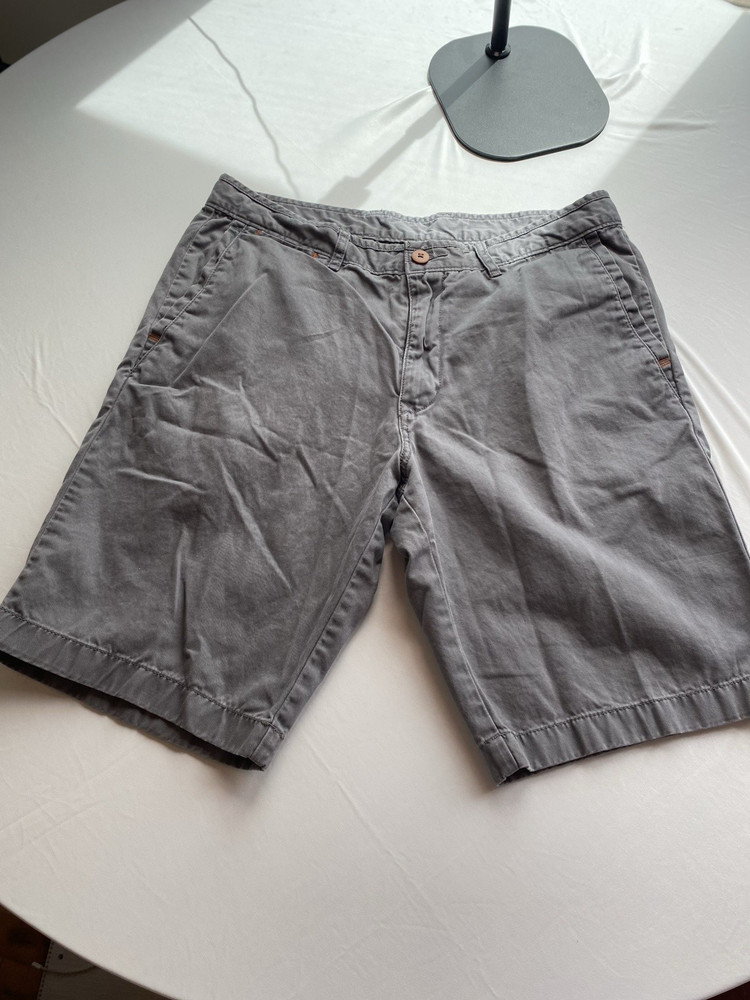 Tommy Bahama Relax Men's Gray Cotton Twill Chino Shorts Size 34