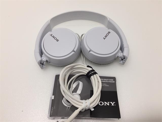 Sony MDR-ZX110 Wired On-Ear Headphones White MDRZX110/WHI