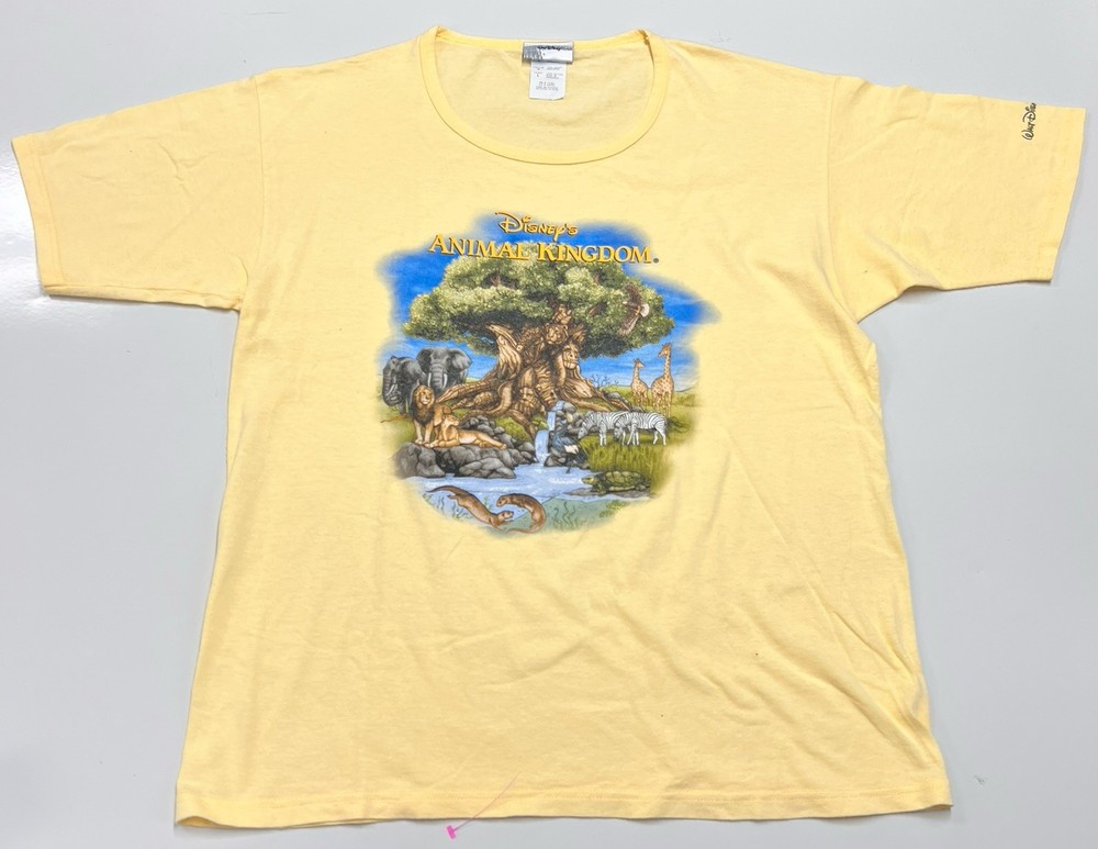 Vintage Disney Animal Kingdom T-Shirt Tree of Life Large Disney World