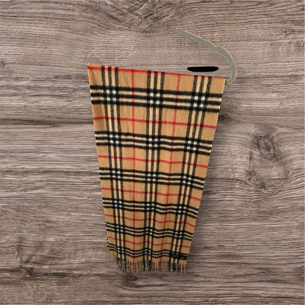 Burberry The Classic Check Cashmere Scarf for Women - Camel