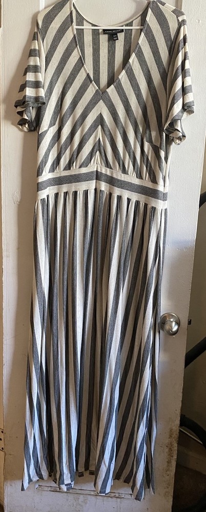 Lane Bryant Women's Striped V Neck Black And White Maxi Dress Size 18/20