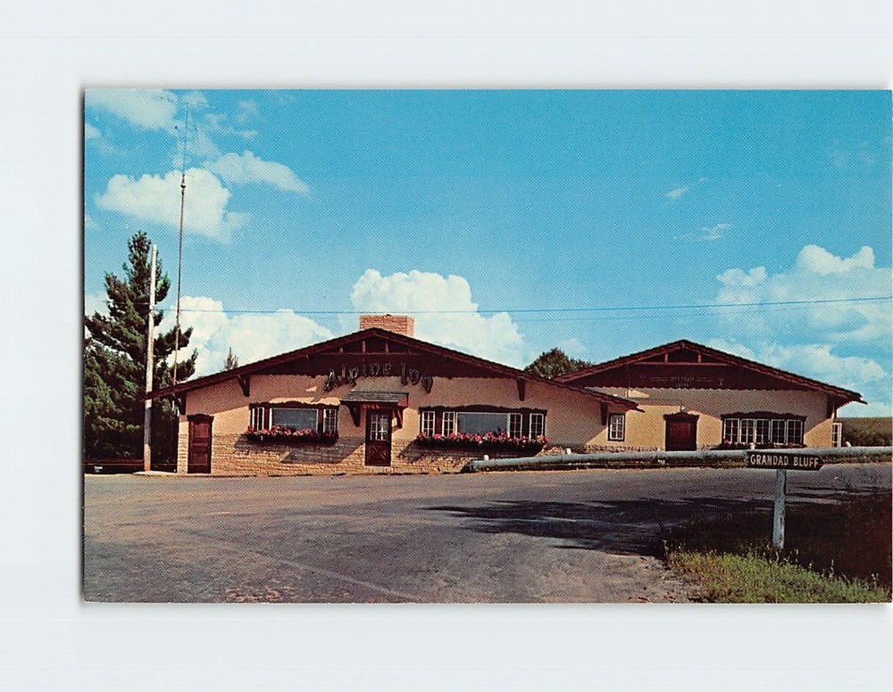 Postcard Alpine Inn La Crosse Wisconsin USA