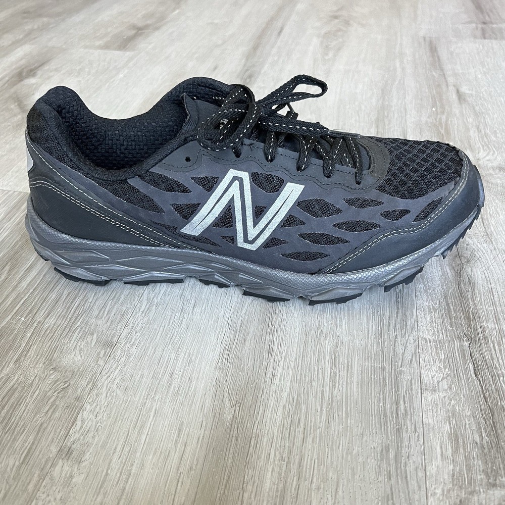 New Balance Fresh Foam Trail Running Black Men’s Sz 10 Extra Wide Hierro V5