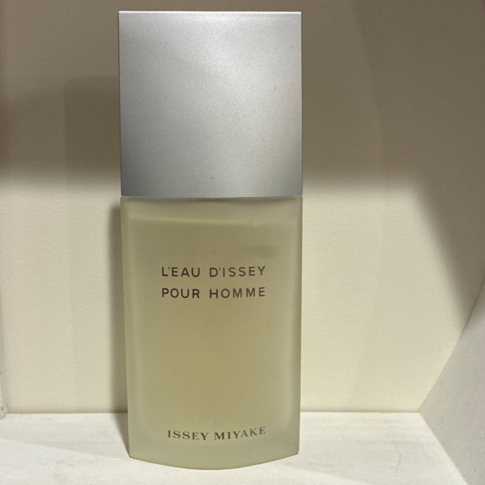 ISSEY MIYAKE L'eau D'Issey Pour Homme Eau de Toilette Spray 4.2 fl oz
