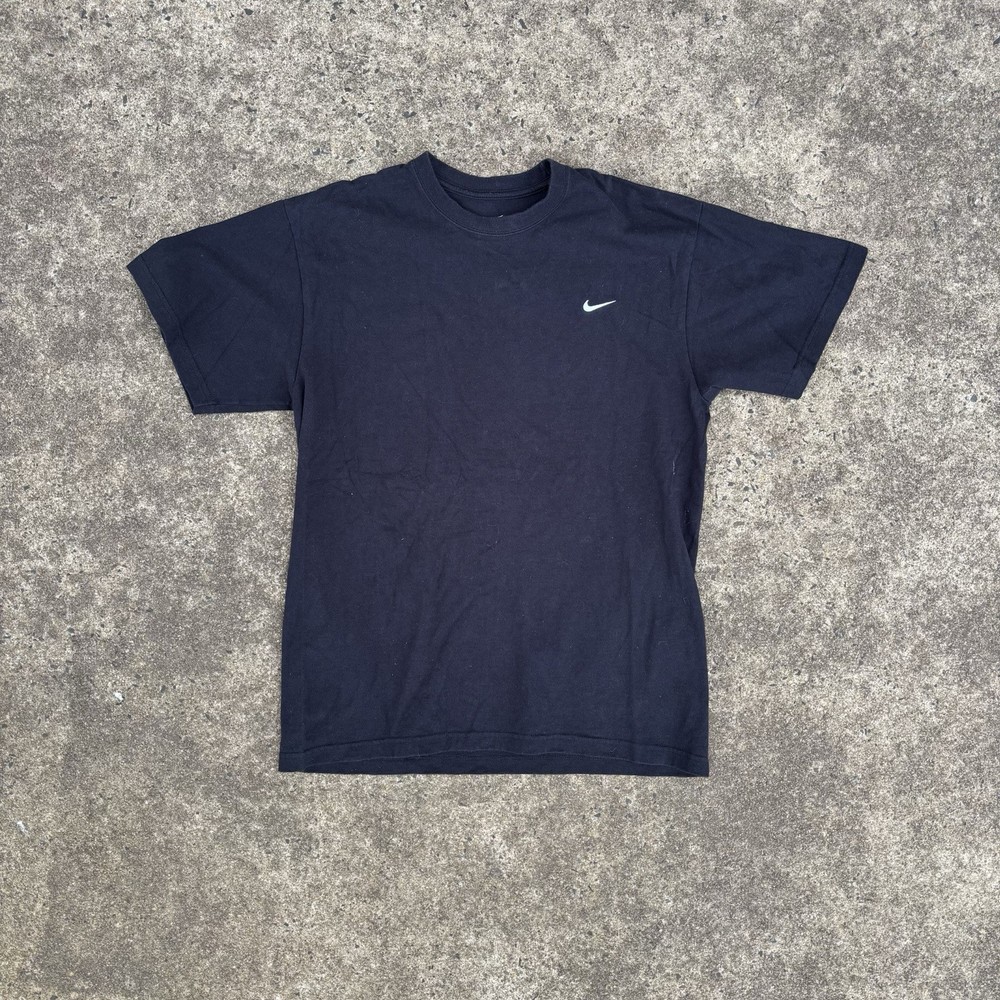 Nike black t-shirtSize: S