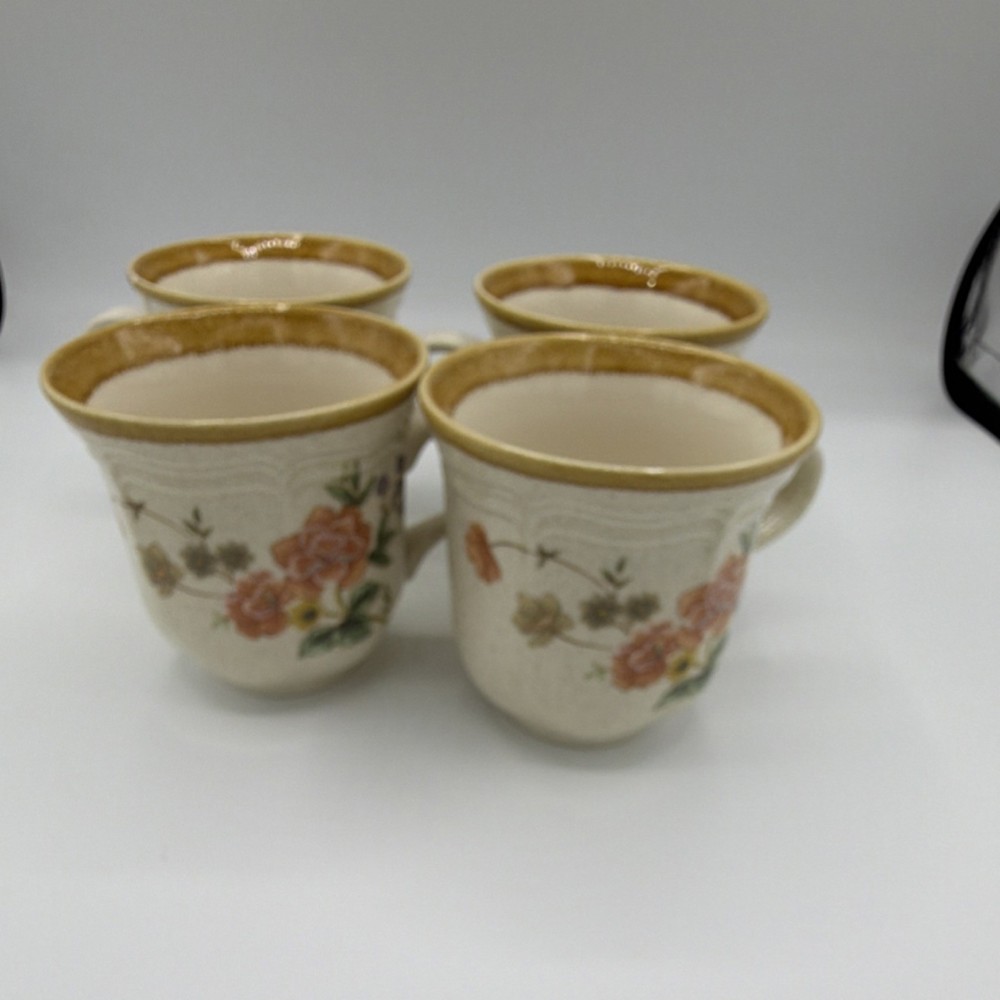 Set of 4 Mikasa Garden Club Silk Bouquet Coffee Mugs Japan Floral Vintage Cups