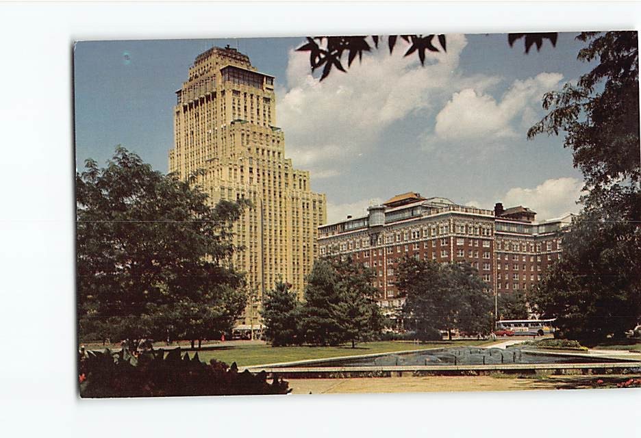 Postcard Chase Park Plaza St. Louis Missouri USA