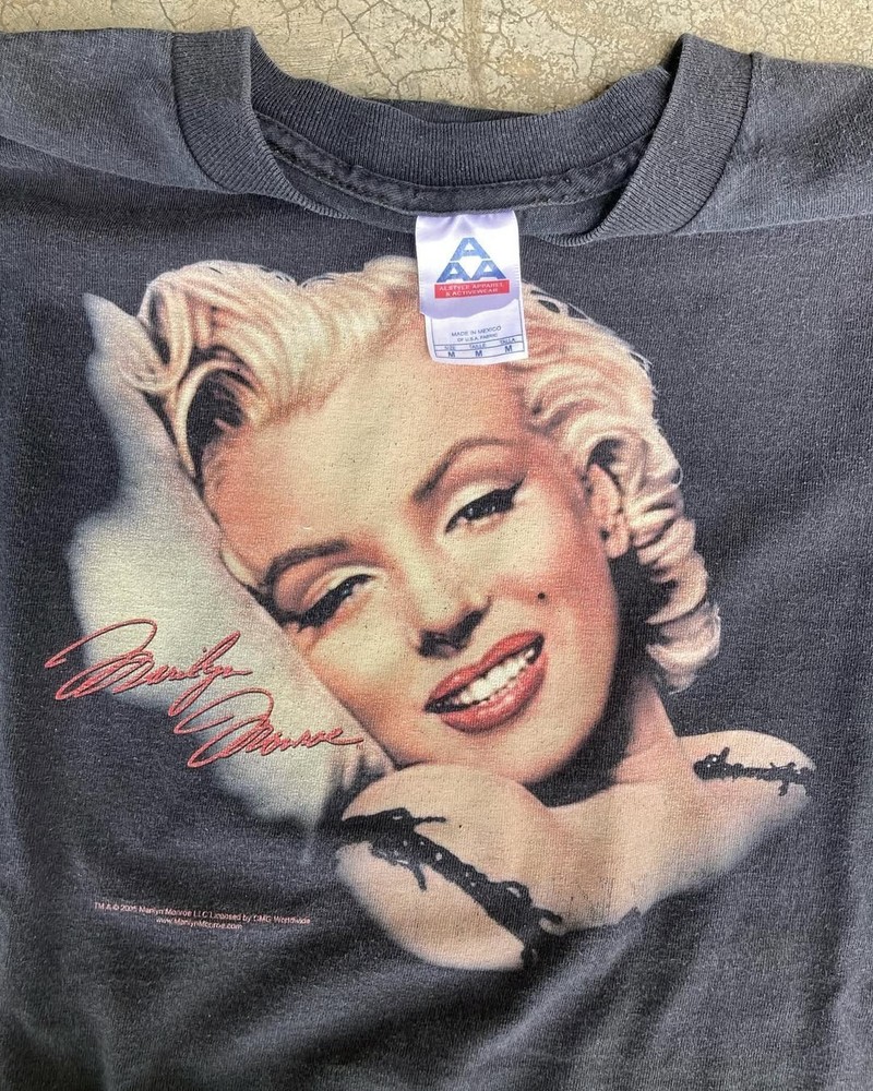VTG 2005 Marilyn Monroe Shirt Portrait Graphic Tee Alstyle REPRINT PA10447