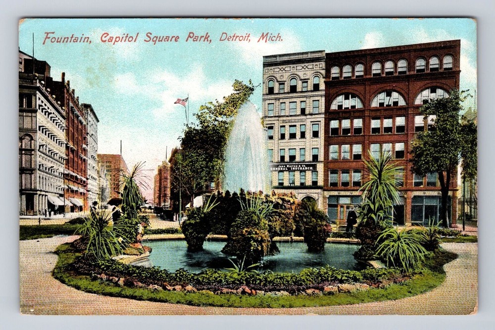 Detroit MI- Michigan, Fountain, Capitol Square Park, Antique, Vintage Postcard