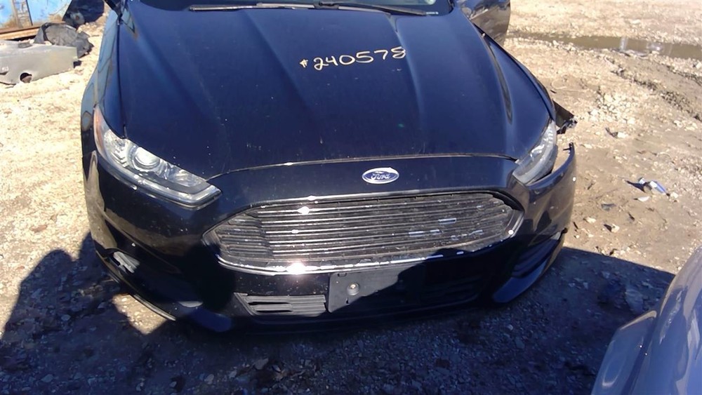 Used Engine Cooling Fan Motor fits: 2014 Ford Fusion fan assembly 2.5 Grade A