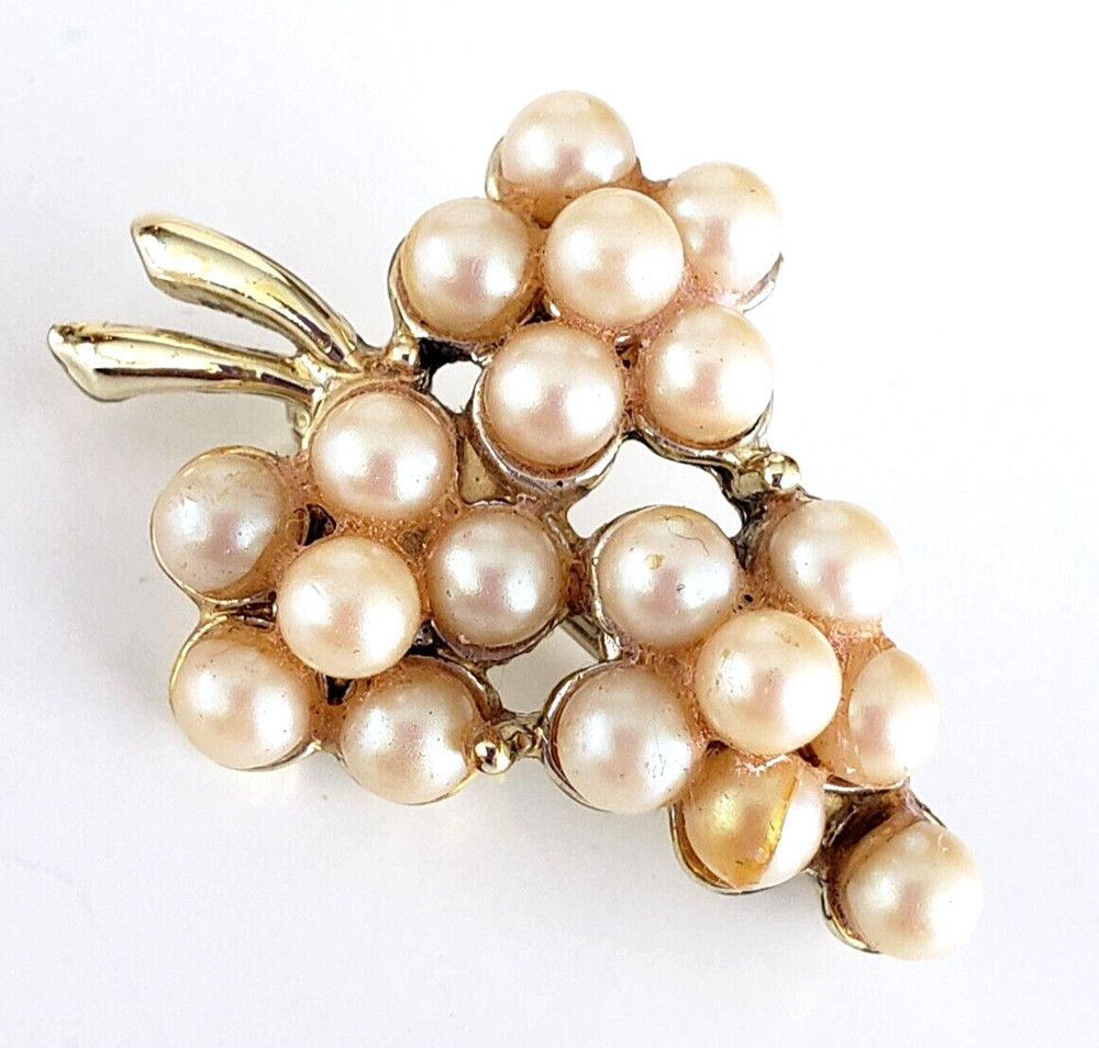 Vintage Faux Pearl Grape Cluster Gold Tone Pin 1-5/8