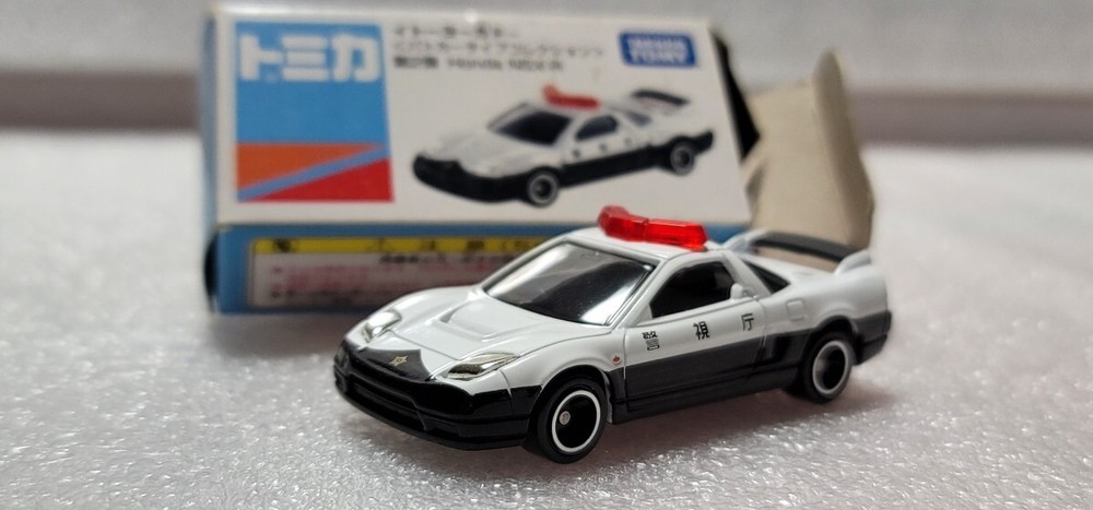 Takara Tomy Tomica NSX Patrol Car Mini Car