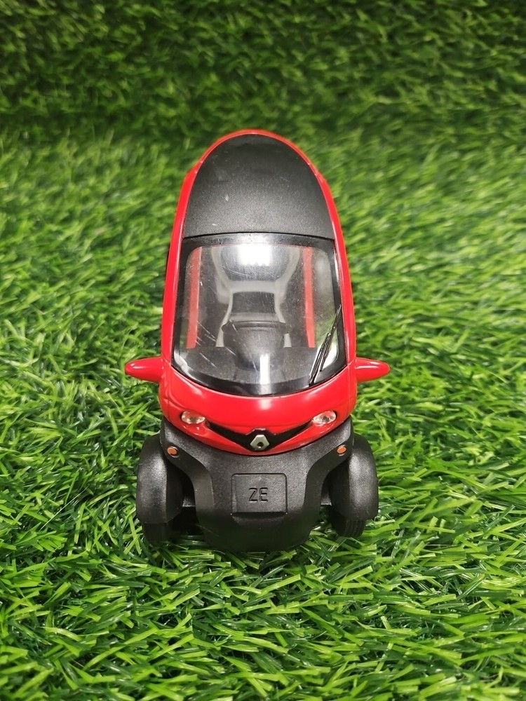 Renault Twizy 1/18 Scale Diecast Model Car by Kinsfun in Vibrant Red
