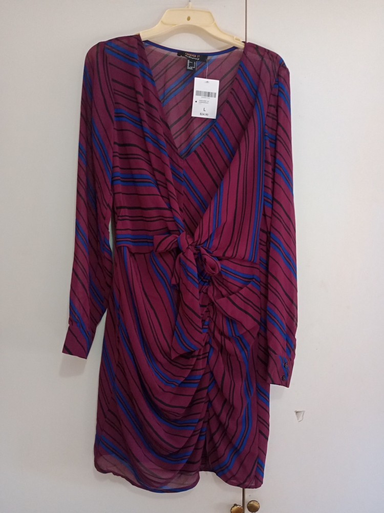 Forever 21 Contemporary Woven Dress NWT Size Large