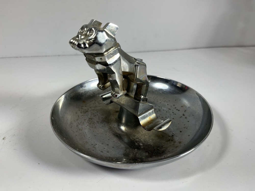 Mack Truck Vintage Cigar Ashtray Central Die Castings Chicago Trucks Bulldog