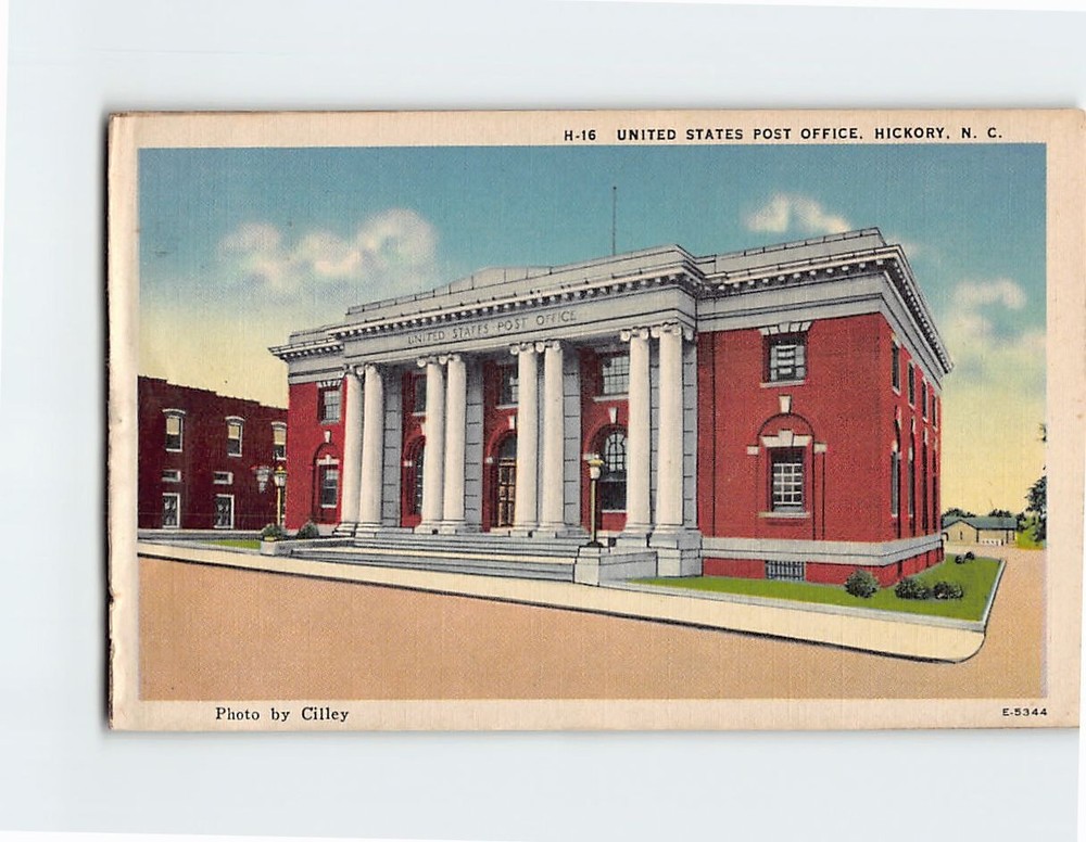 Postcard US Post Office Hickory North Carolina USA