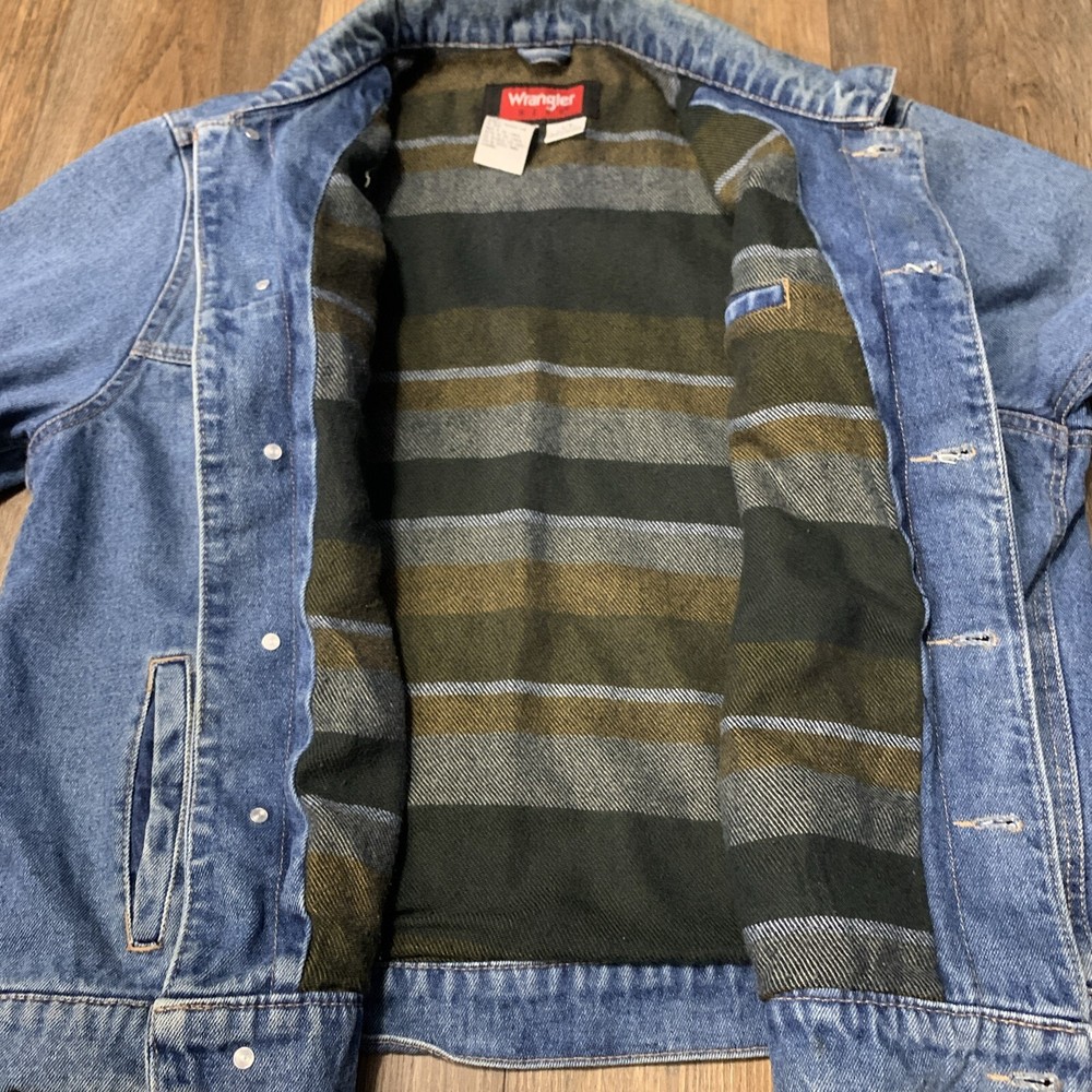 VTG Wrangler Hero Flannel Lined Denim Trucker Jacket Men’s L 90's Y2K Blue Jean