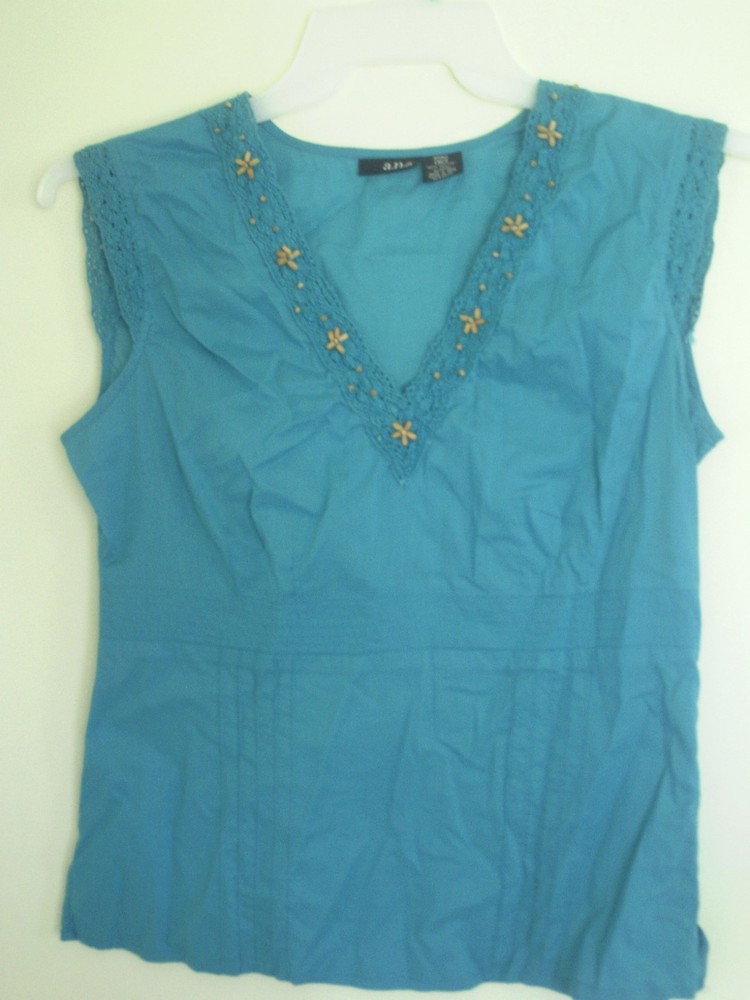 ana Women's V Neck Crocheted trim Short Sleeves Blue Top Shirt Sz Small
