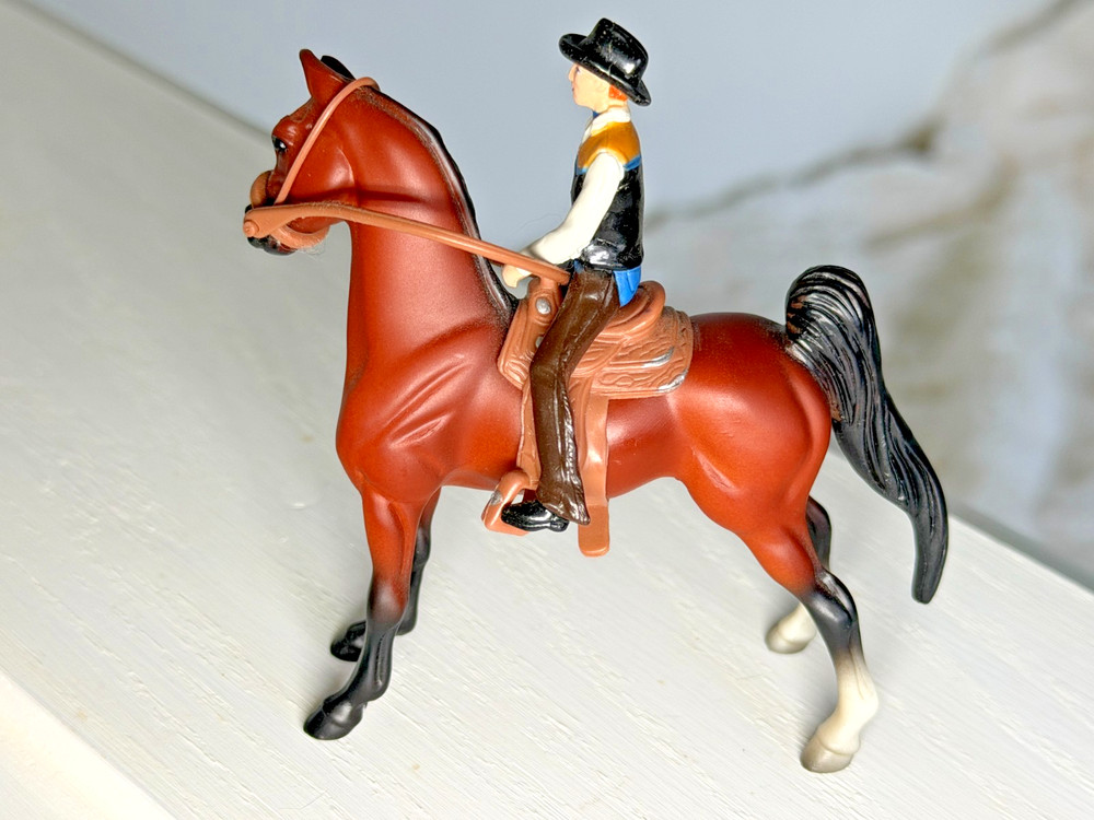 RETIRED Breyer Stablemate #5202 Western Rider & Saddle Set