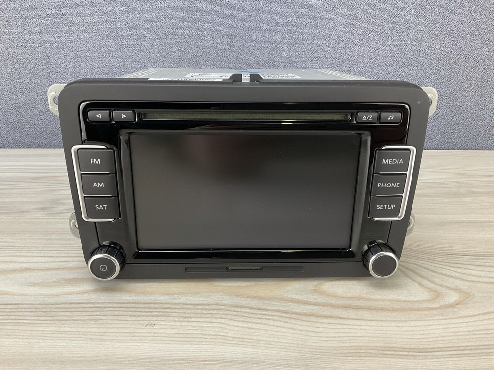 ⭐️2010-2015 Volkswagen Tiguan Info Radio Navigation Screen. OEM. 1KO035188F.