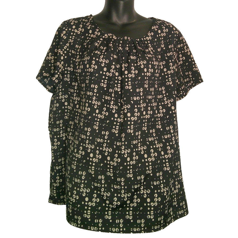 Mossimo Women's XXL Black & White Short Sleeve Blouse, Pleated Crew Neck