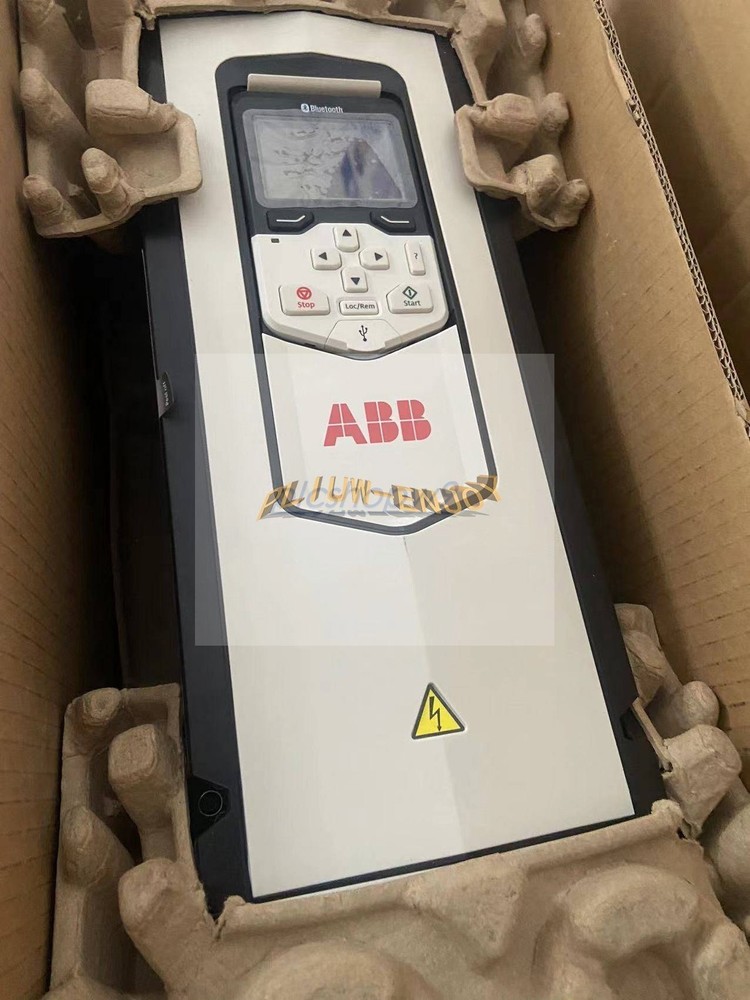 1PCS NEW ABB Frequency Converter Inverter ACS880-01-03A3-3 1.1KW