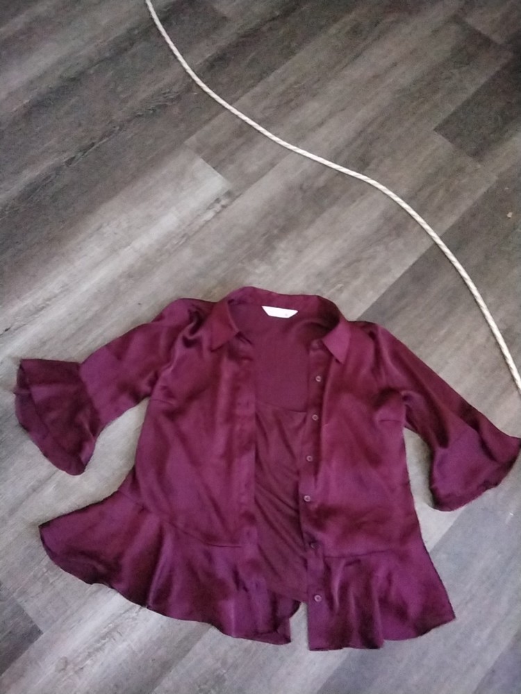 Nine West  Tops Ruffle Hem Shirt Size Small Color Plum