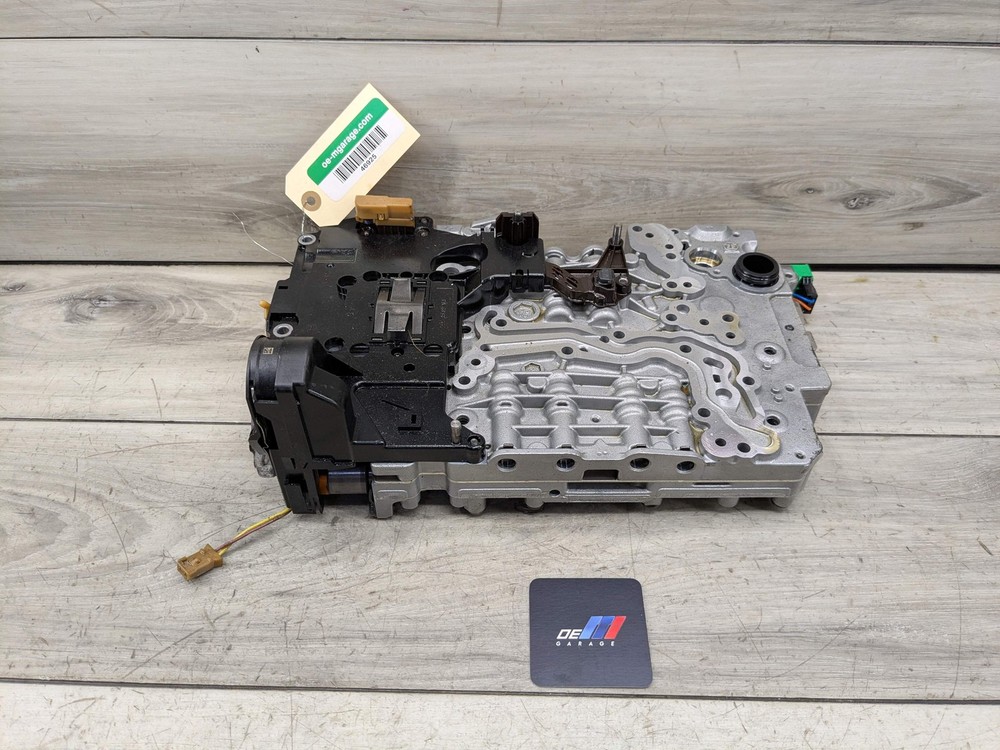 OEM BMW F10 F15 F25 F30 F36 328 335 Transmission Mechatronic Valve Body GA8HP45Z