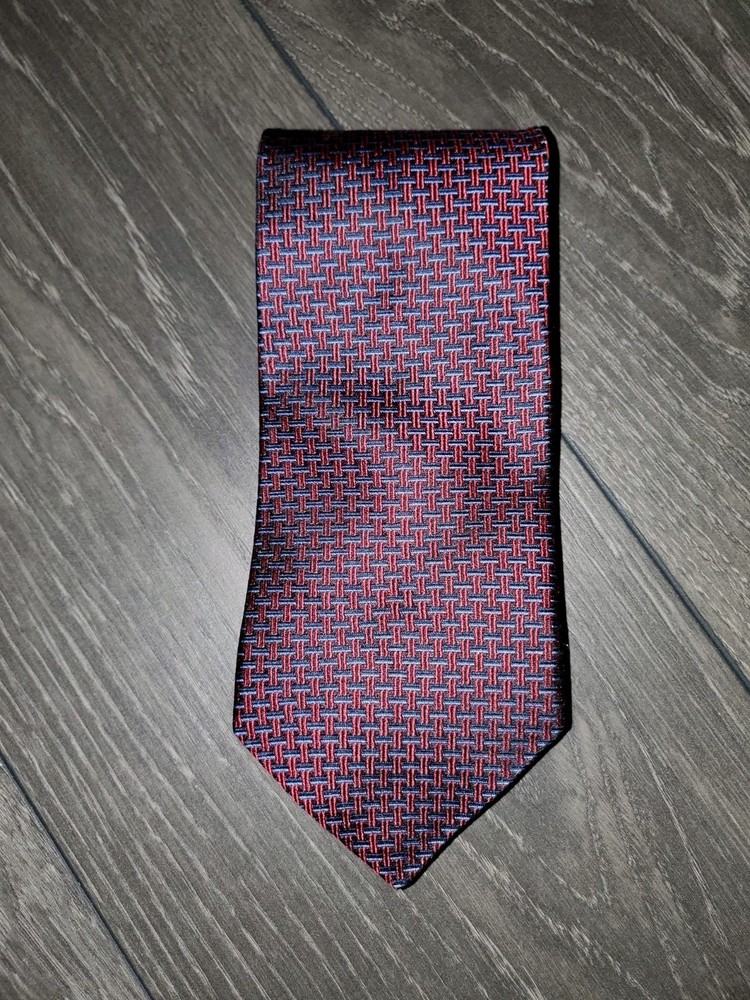 Tommy Hilfiger Men's Tie Navy Red Geometric 100% USA Made Silk Classic Necktie