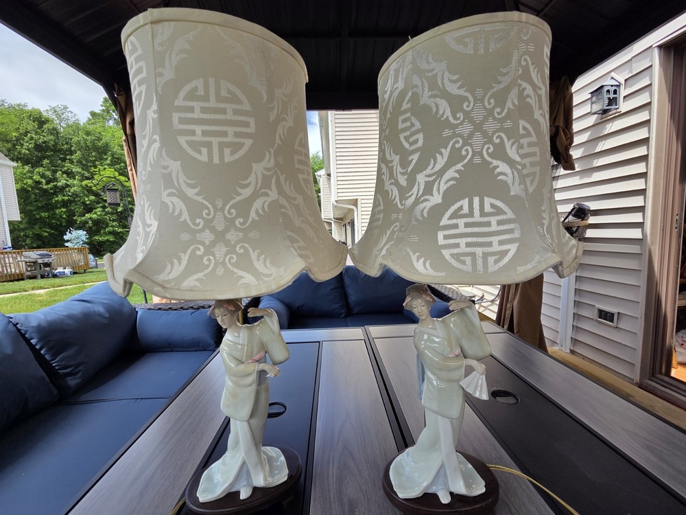 Stunning Vintage Asian Geisha Figurine Table Lamps – Matching Pair – 26” Tall
