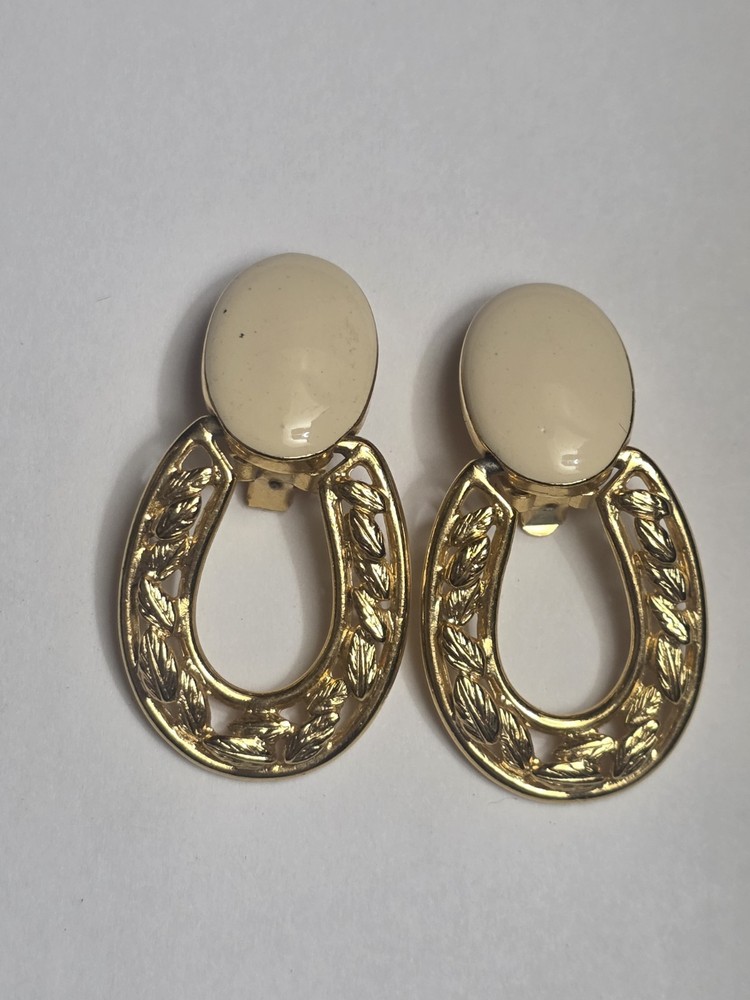 Vintage Cream Enamel Gold Tone Door Knocker clip on earrings Leaf Motif
