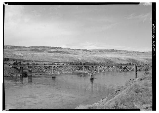 5. UPSTREAM VIEW LOOKING WEST TOWARD BRIDGEPORT - Columbia River Bridge