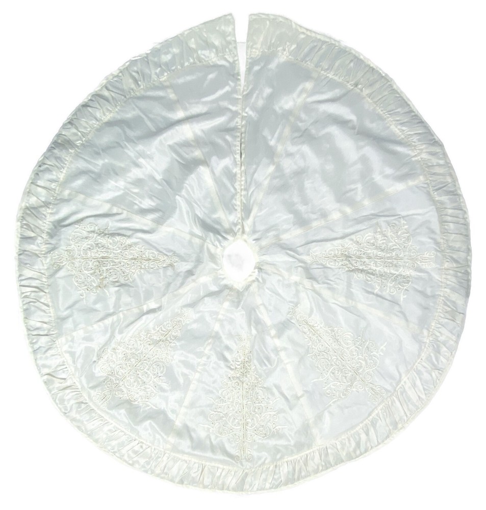 Ivory Beige Embroidered Christmas Tree Skirt with Gold Accent-image