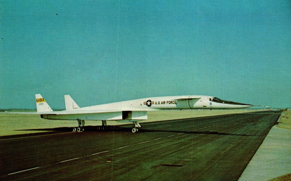 Postcard North American XB – 70 Valkyrie Air Force Museum Ohio