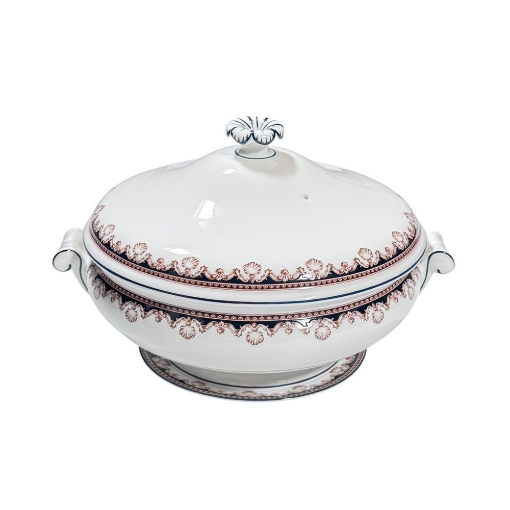 Wedgwood Medici Covered Vegetable Bowl Black Made in England 20cm Unused