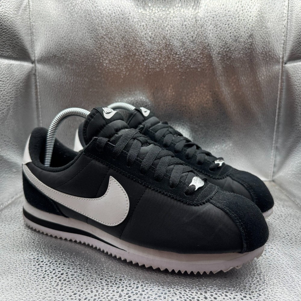 Nike Classic Cortez Mens Sneakers Size 7.5 Black White 819720-011 Comfort Shoes