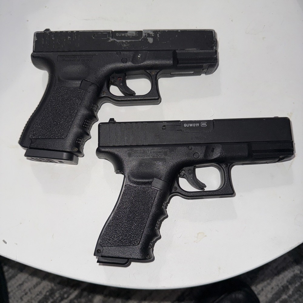 2 Glock 19 CO2 .177 Caliber BB Air Gun Pistol Glock Model GUW019 Untested