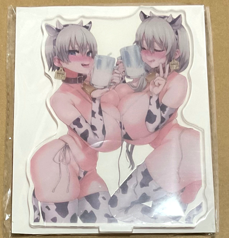 Uzaki-chan Hana Uzaki Tsuki Uzaki Cow bikini Anime Manga Acrylic Stand 15cm New