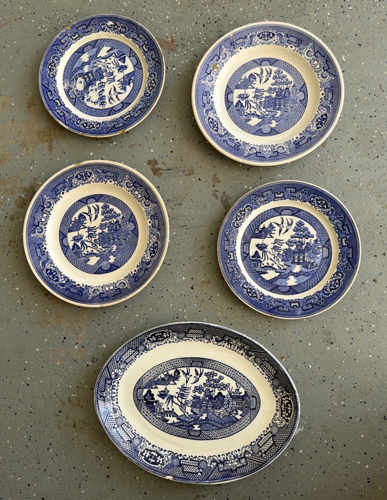Homer Laughlin China Set Made In USA Blue Willow